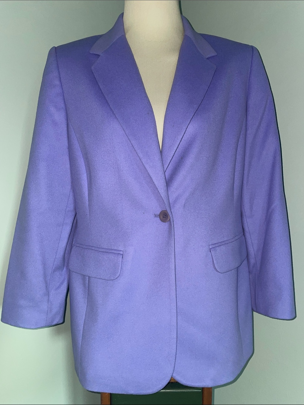 Lord & Taylor Lavender Women's Single-Button Blazer Jacket. Sz 12. Cashmere/Wool